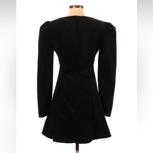 Petersyn Lilah Dress Mini Black Velvet Dress Medium Revolve - Picture 2 of 4